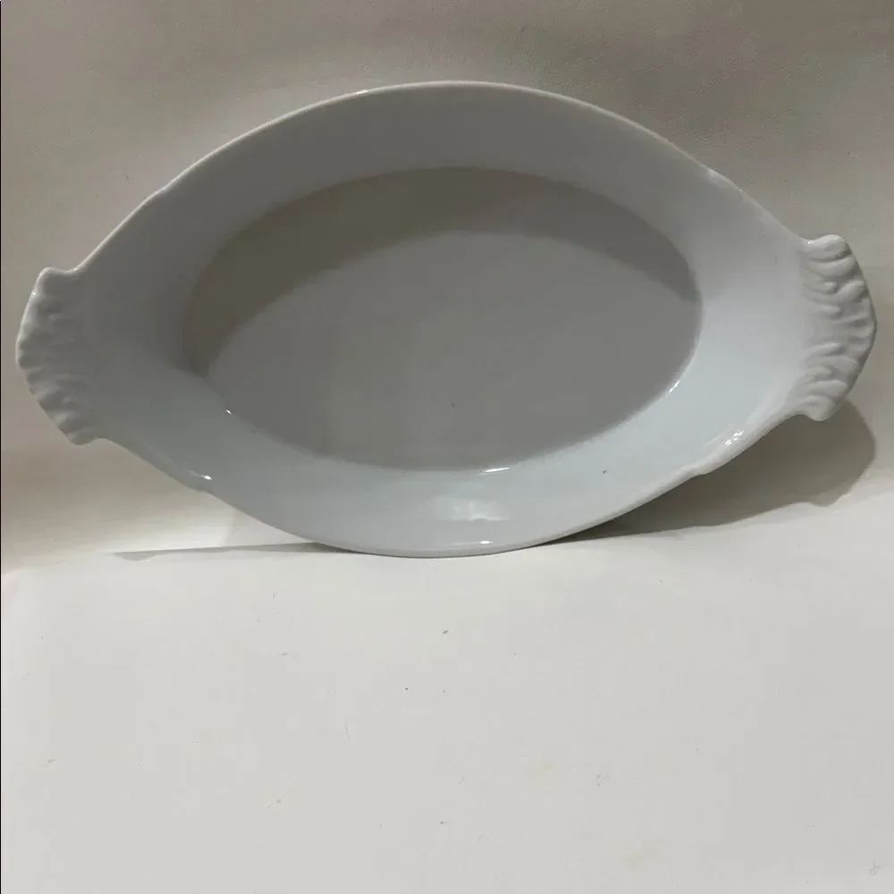 BIA Cordon Bleu 13 In Classic White 24 Oz Porcelain Oval Cooking Serving Dish
